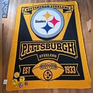 Pittsburgh Steelers Lightweight Fleece Throw Blanket 60" X 45"